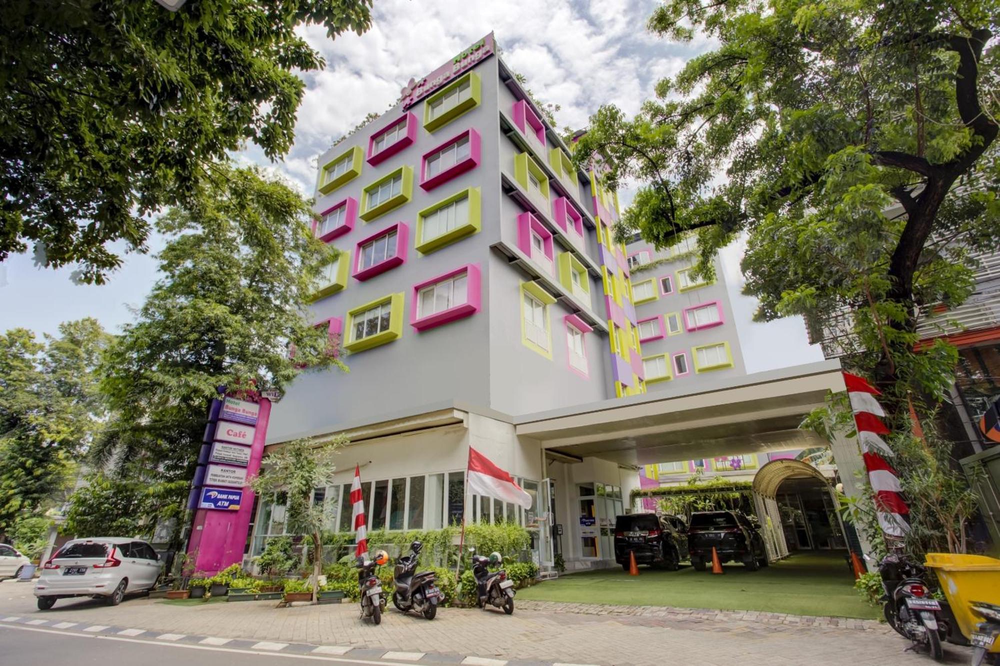 Hotel O Gambir Near Juanda Station Formerly Bunga Dahlia Yakarta Exterior foto