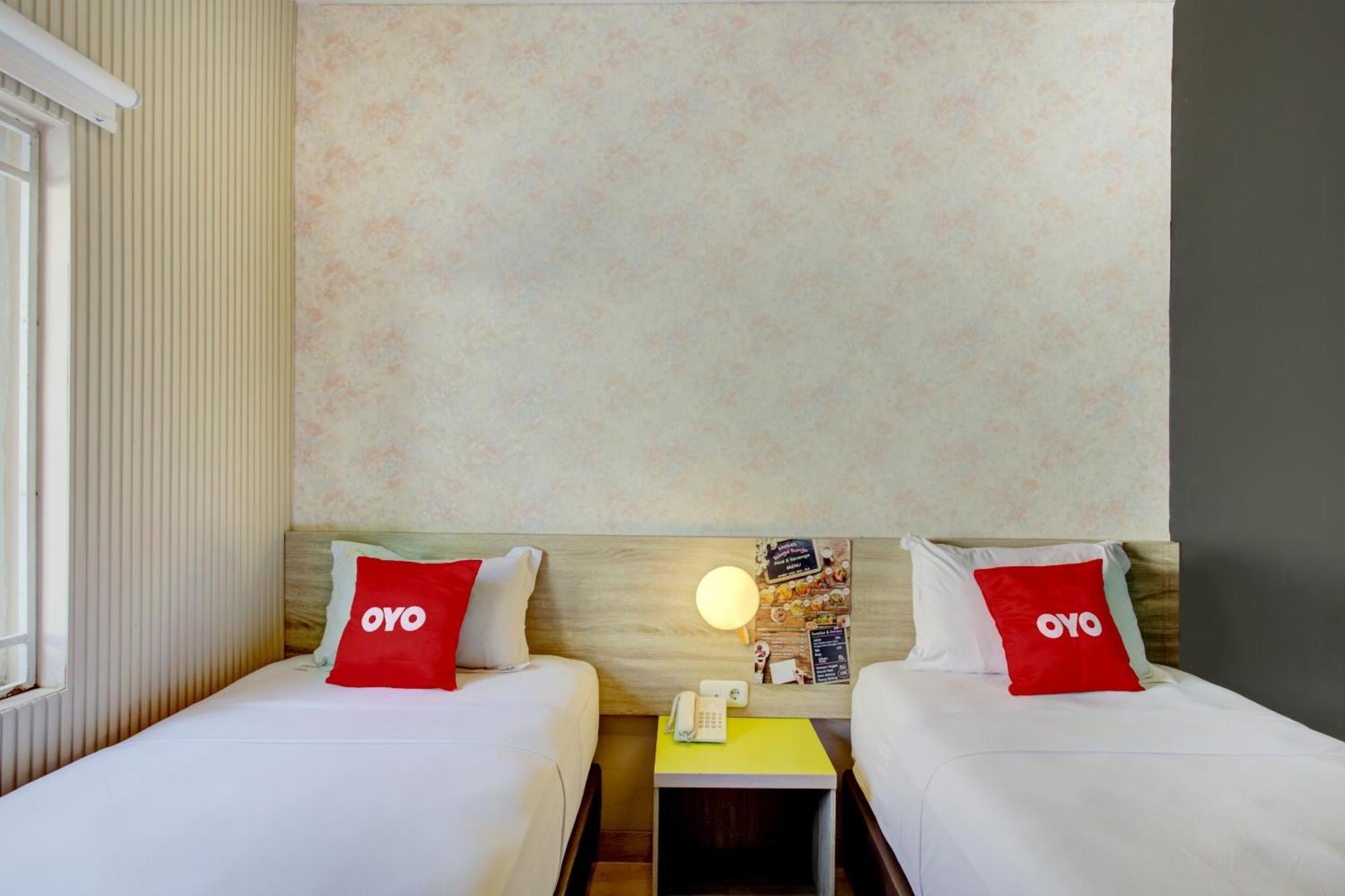 Hotel O Gambir Near Juanda Station Formerly Bunga Dahlia Yakarta Exterior foto